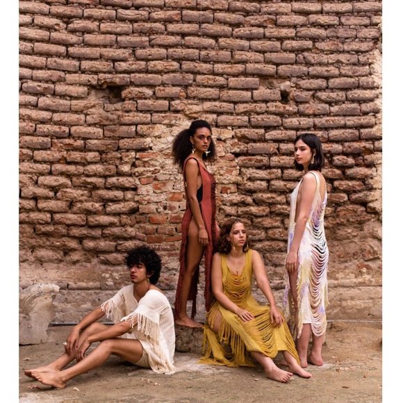 Sexy Cover Up - Picture 7 of 9